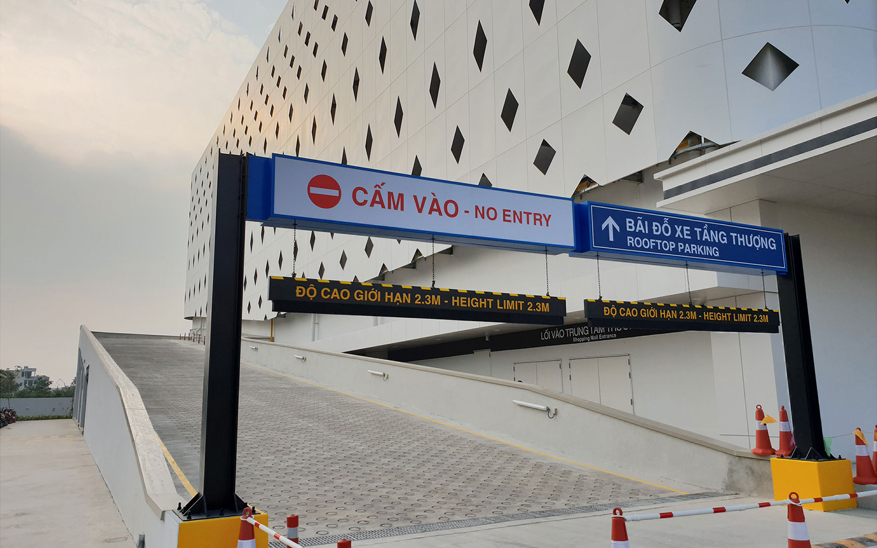 Urban Signage - Work - AEON Mall, Binh Tan Ho Chi Minh City, Long Bien Hanoi, Binh Duong